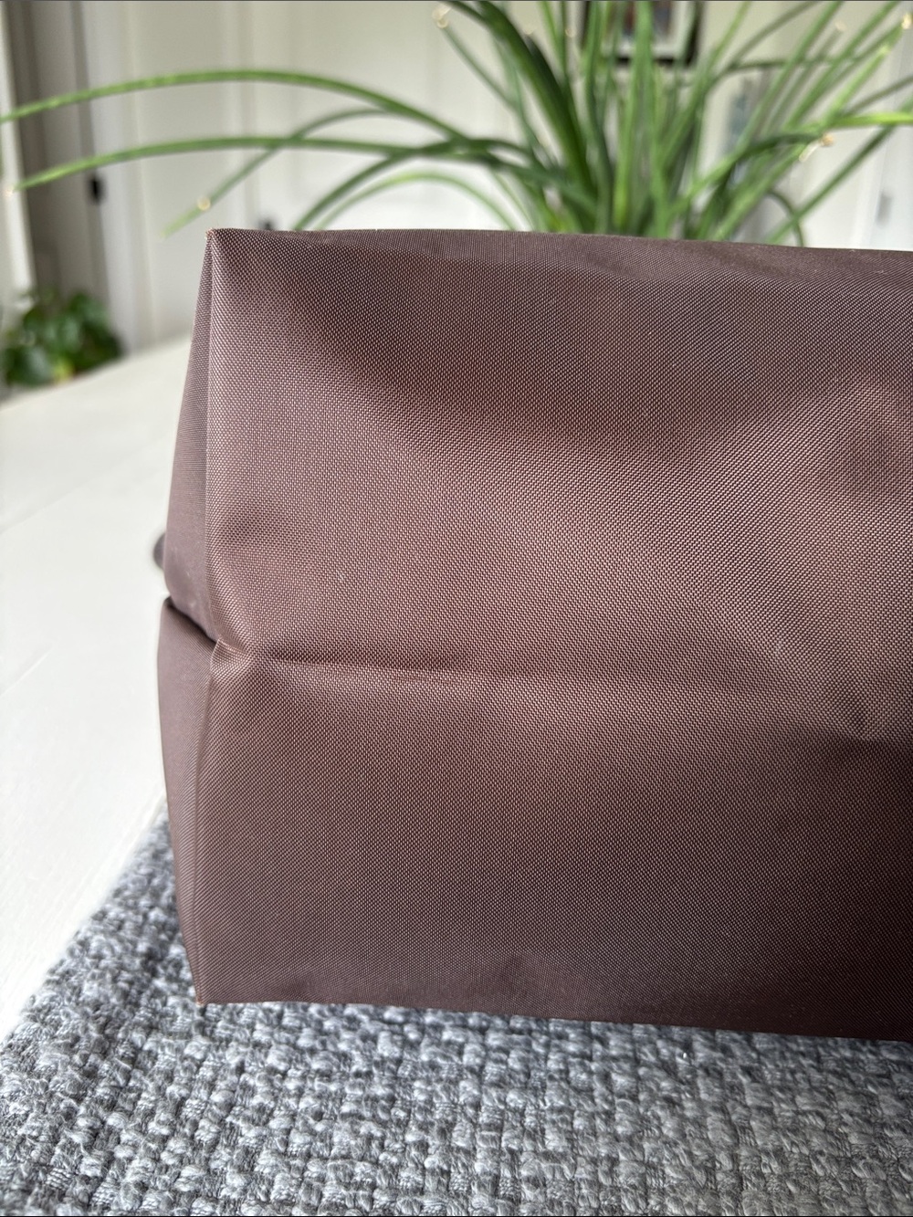 Longchamp Le Pliage Medium Tote in Mocha? - Picture 6 of 15